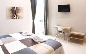 Home Catania Dante Accommodations